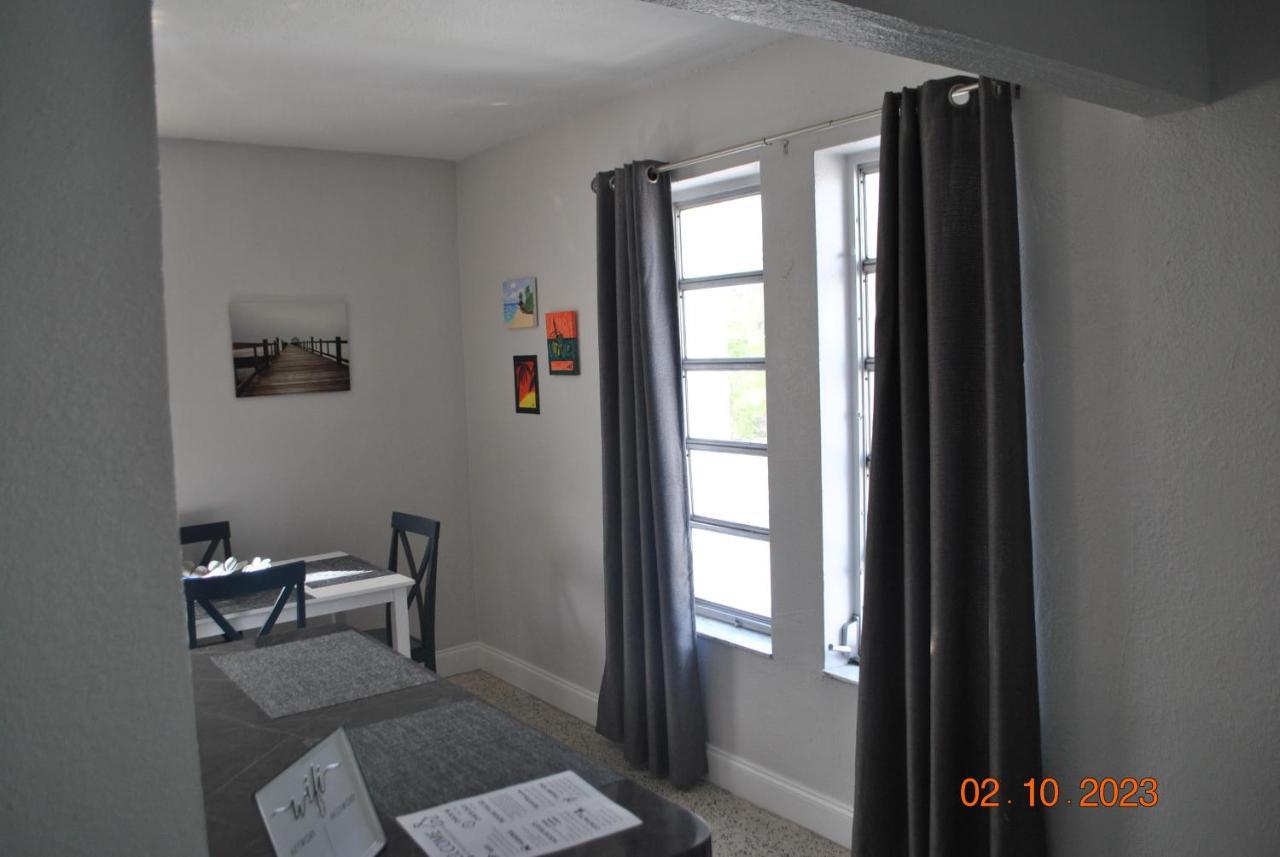Sleeps 8, Havana Nights In Miami 아파트 외부 사진